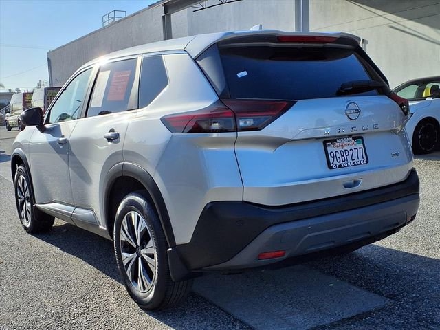 Used 2023 Nissan Rogue SV FWD image 3