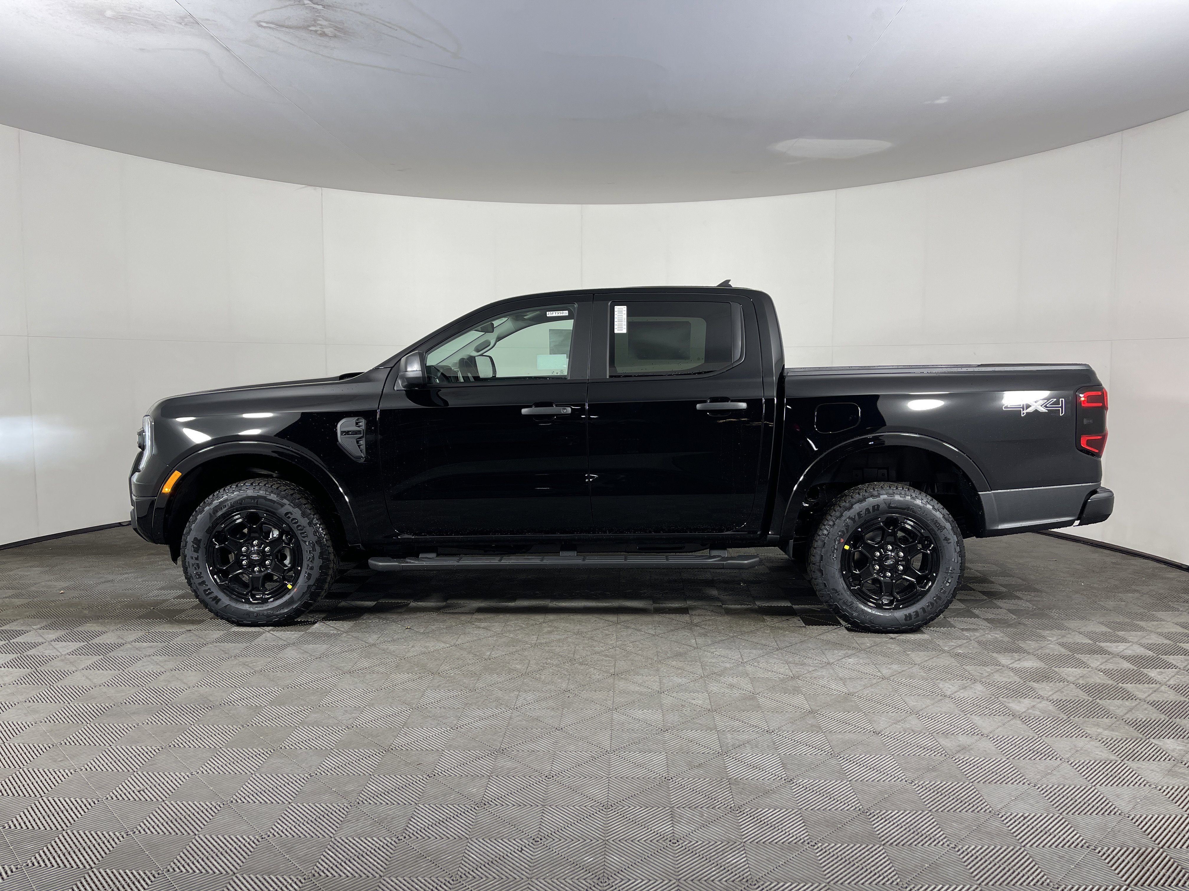 New 2025 Ford Ranger XLT w/ Black Appearance Package image 3