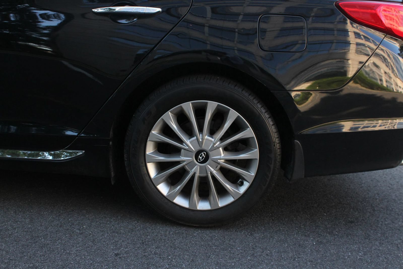 Used 2015 Hyundai Sonata Limited FWD image 10