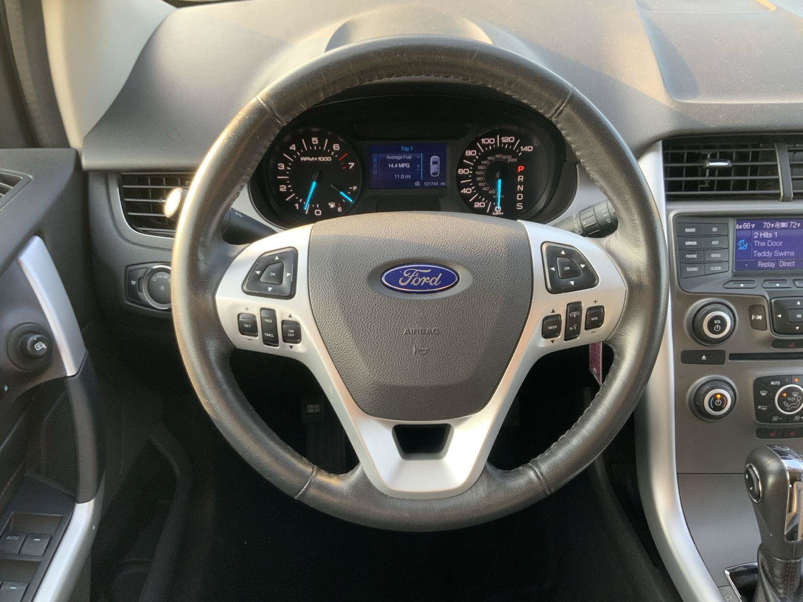 Used 2013 Ford Edge SEL FWD image 26