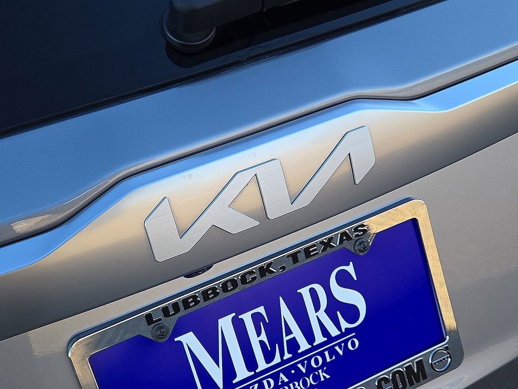 Used 2022 Kia Seltos EX image 12