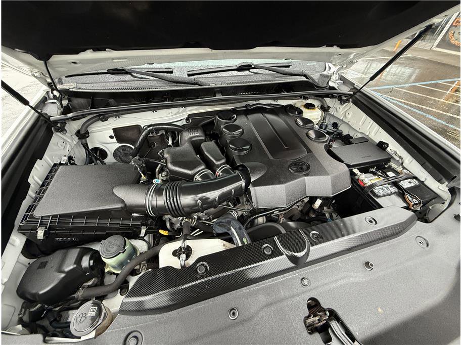 Used 2015 Toyota 4Runner SR5 RWD image 22