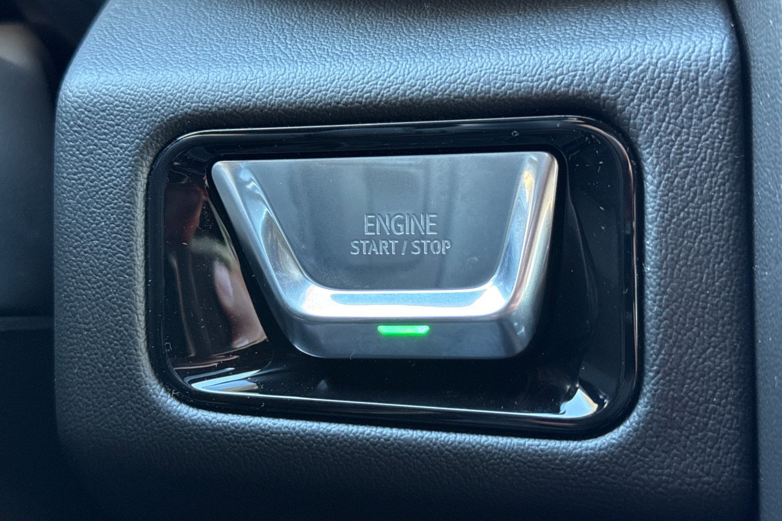 New 2026 GMC Yukon XL Denali w/ Denali Reserve Package image 26