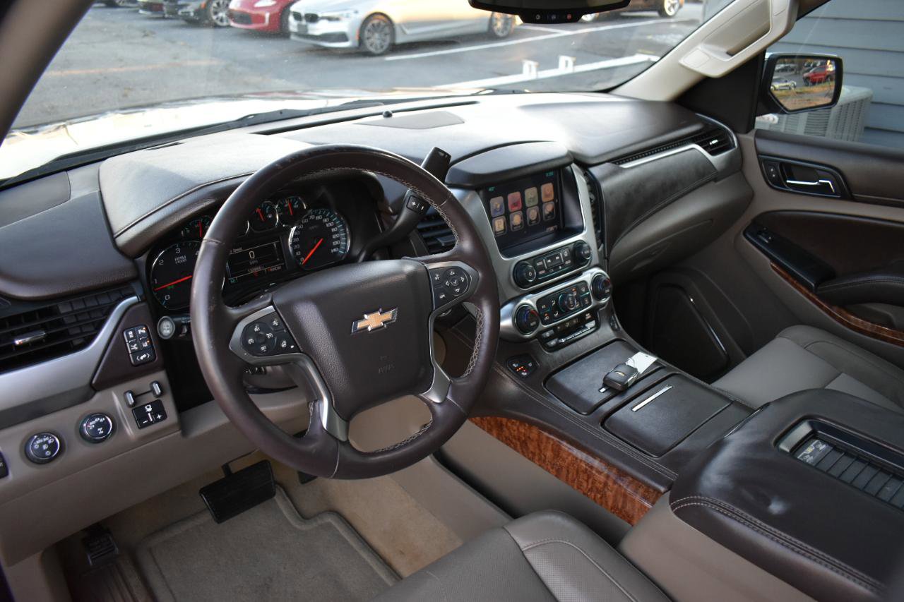 Used 2015 Chevrolet Suburban LTZ image 10