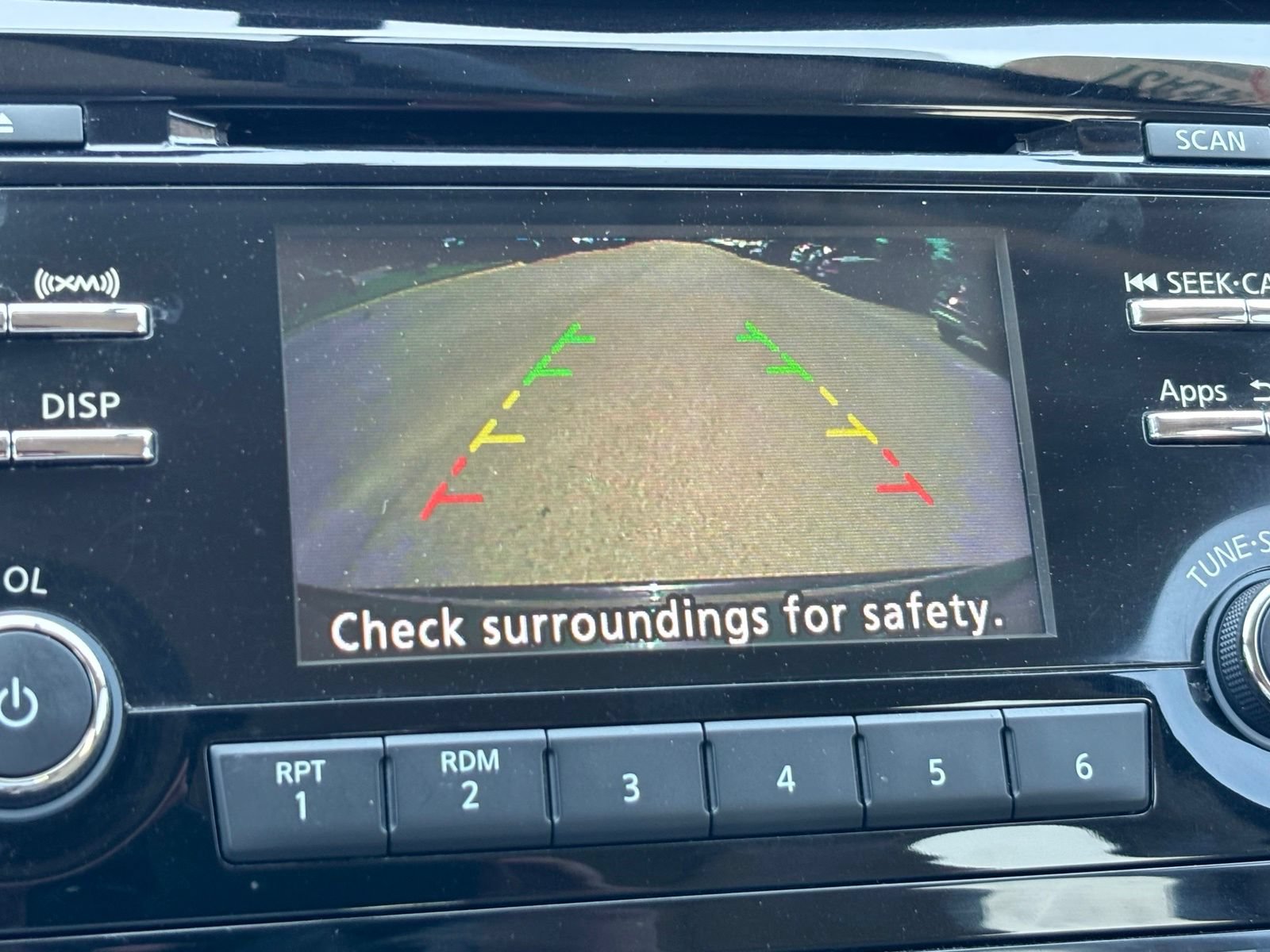 Used 2014 Nissan Rogue SV FWD image 7