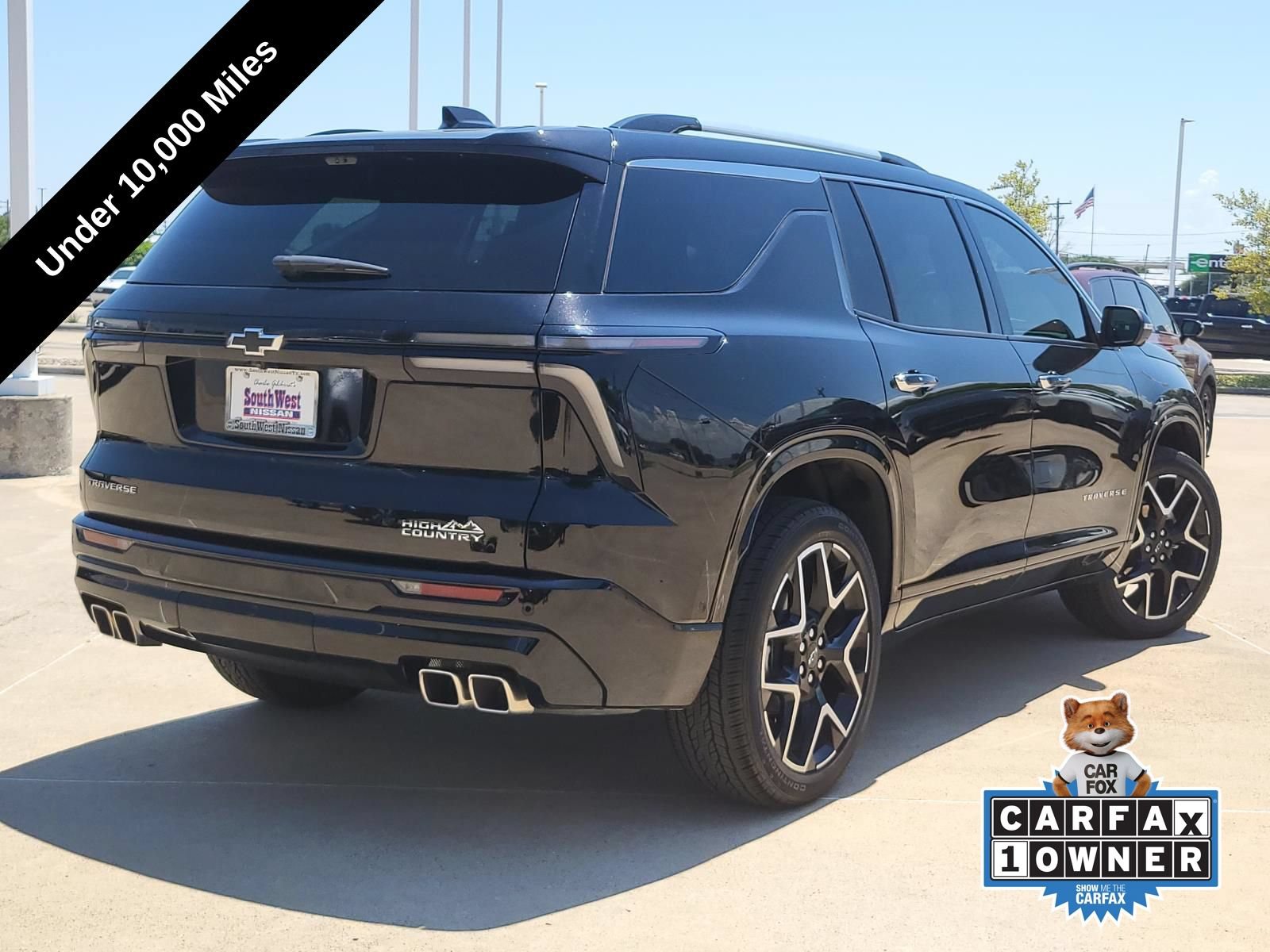 Used 2025 Chevrolet Traverse High Country FWD image 5