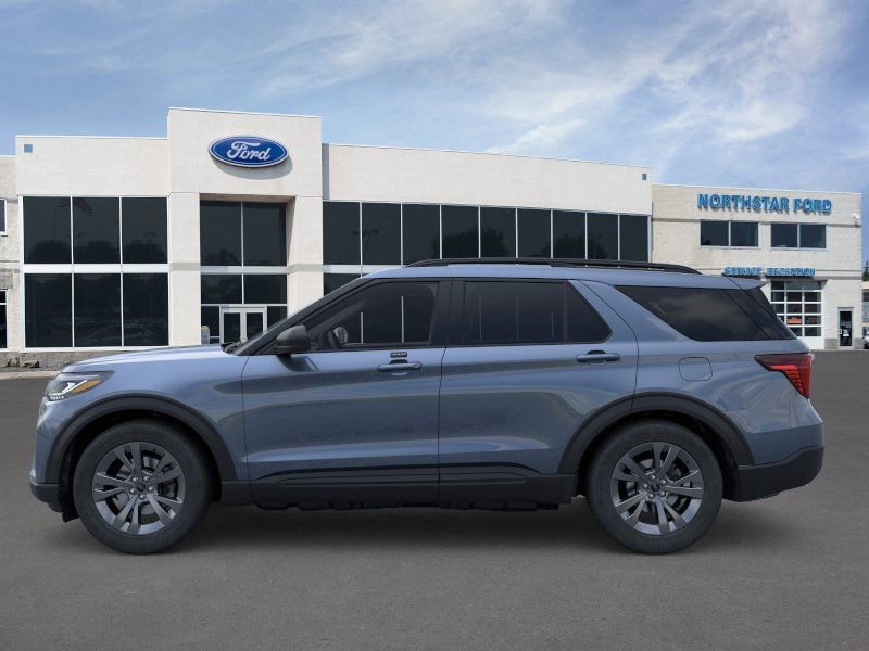 New 2026 Ford Explorer Active w/ Active Comfort Package image 3