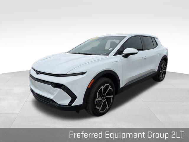 Used 2026 Chevrolet Equinox EV LT image 6