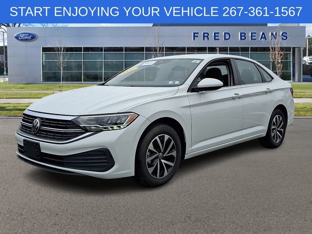 Used 2022 Volkswagen Jetta S image 4