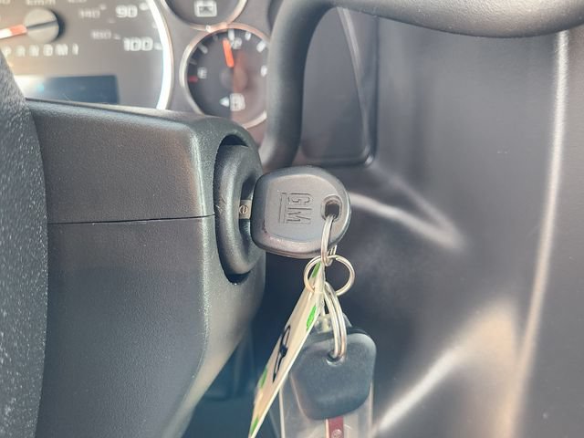 Used 2025 Chevrolet Express 2500 w/ Driver Convenience Package RWD image 21