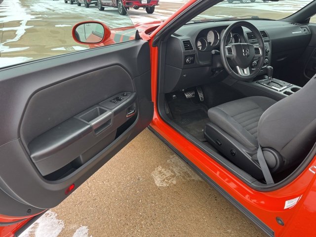 Used 2013 Dodge Challenger R/T w/ Electronics Convenience Group image 9