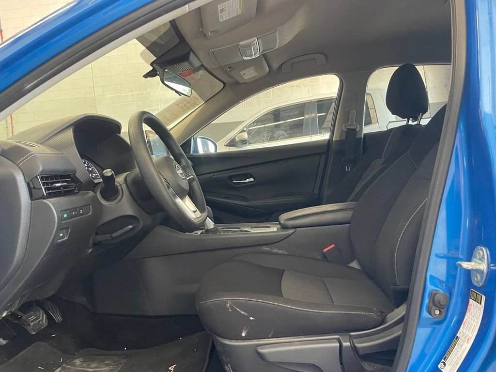 Certified 2025 Nissan Sentra SV w/ Trunk Package FWD image 10