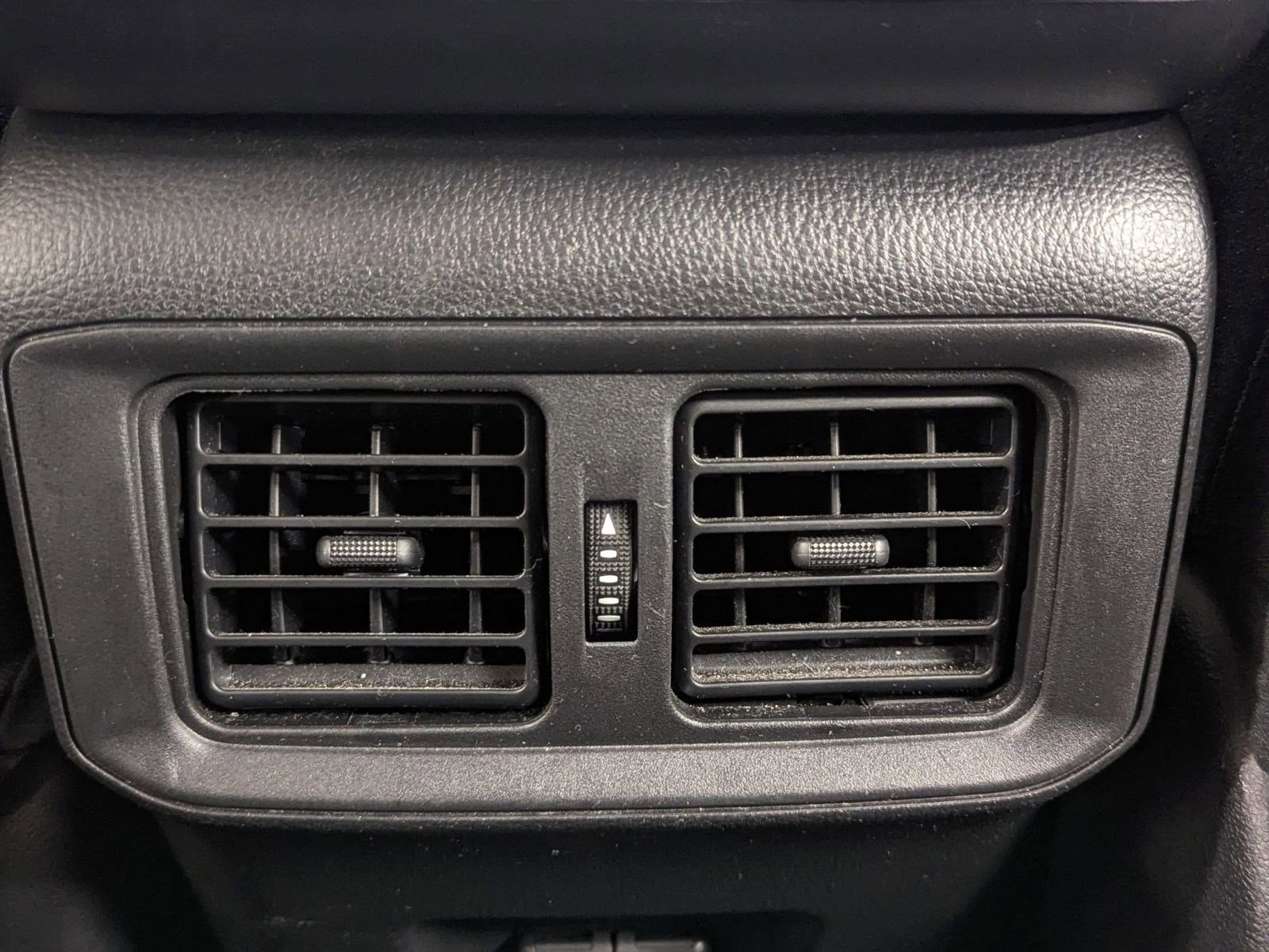 Used 2023 Toyota RAV4 XLE image 20