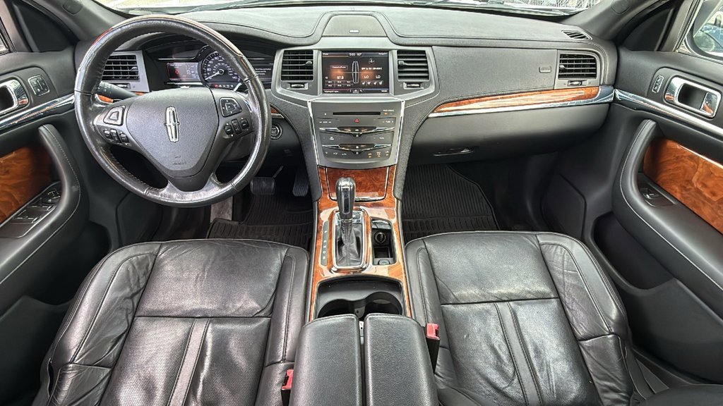 Used 2014 Lincoln MKS AWD w/ Equipment Group 101A image 17