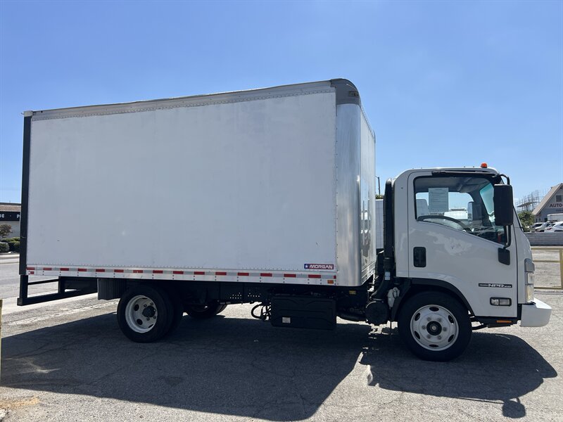 Used 2023 Isuzu NPR RWD image 4