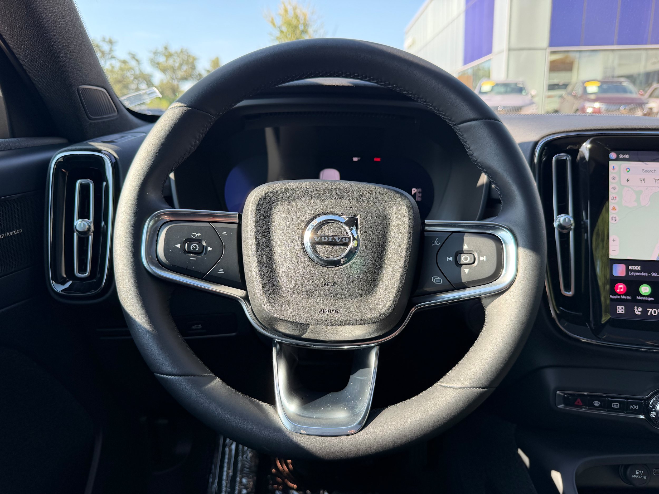 Certified 2023 Volvo C40 P8 Recharge Ultimate AWD/4WD image 15
