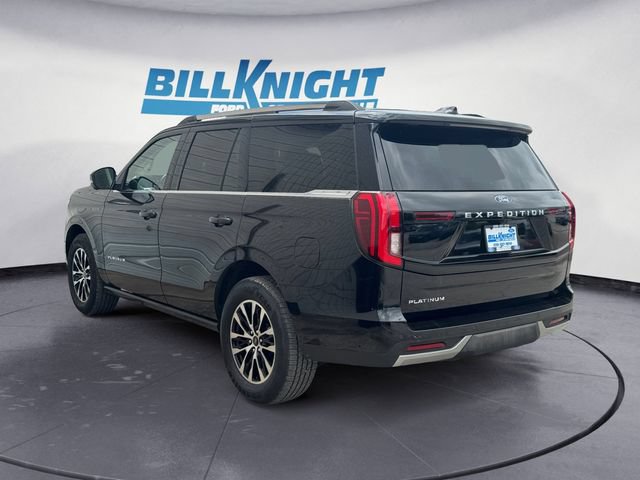 Used 2025 Ford Expedition Platinum AWD/4WD image 3