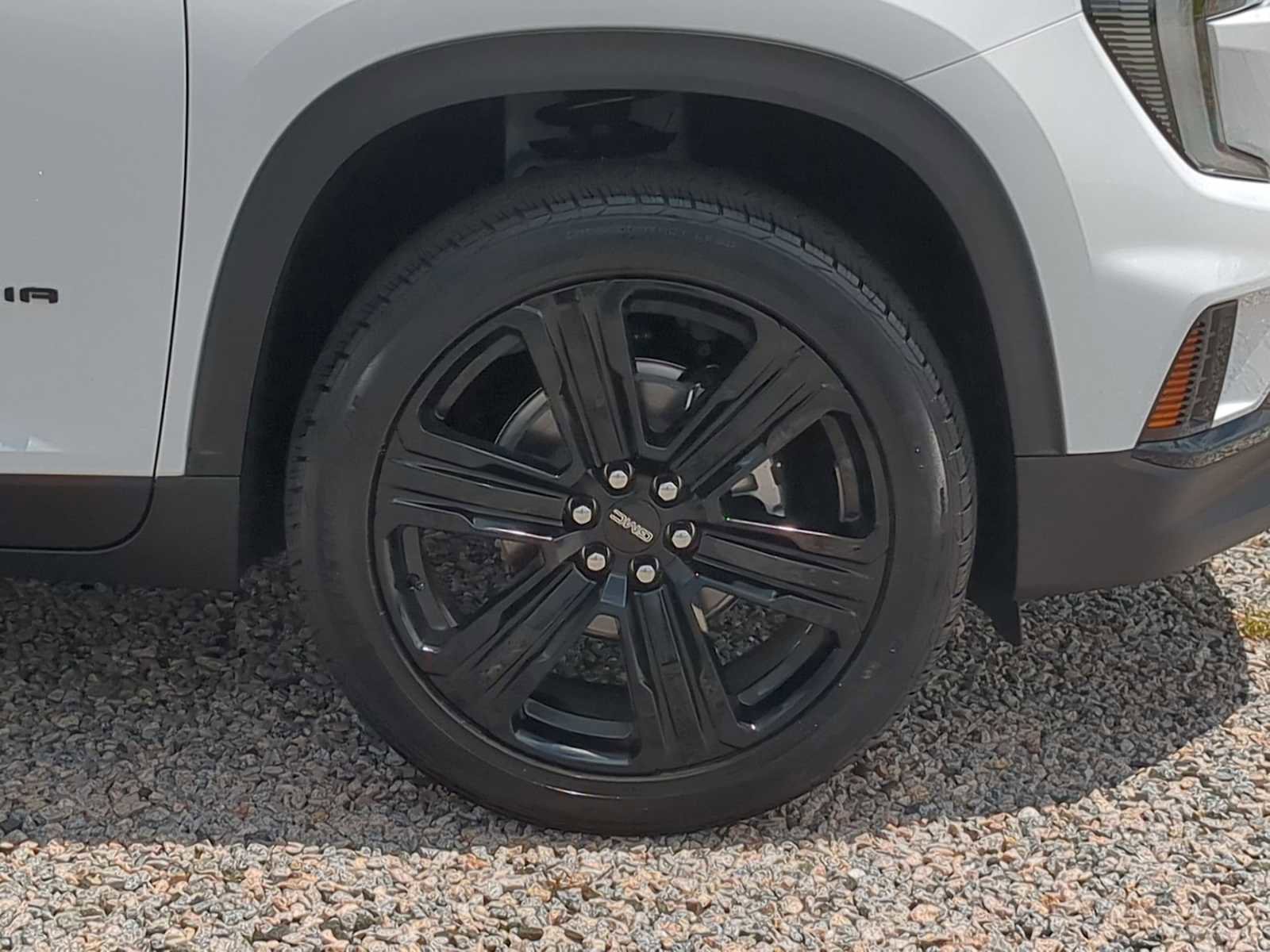 New 2025 GMC Acadia Elevation w/ Black Edition image 10