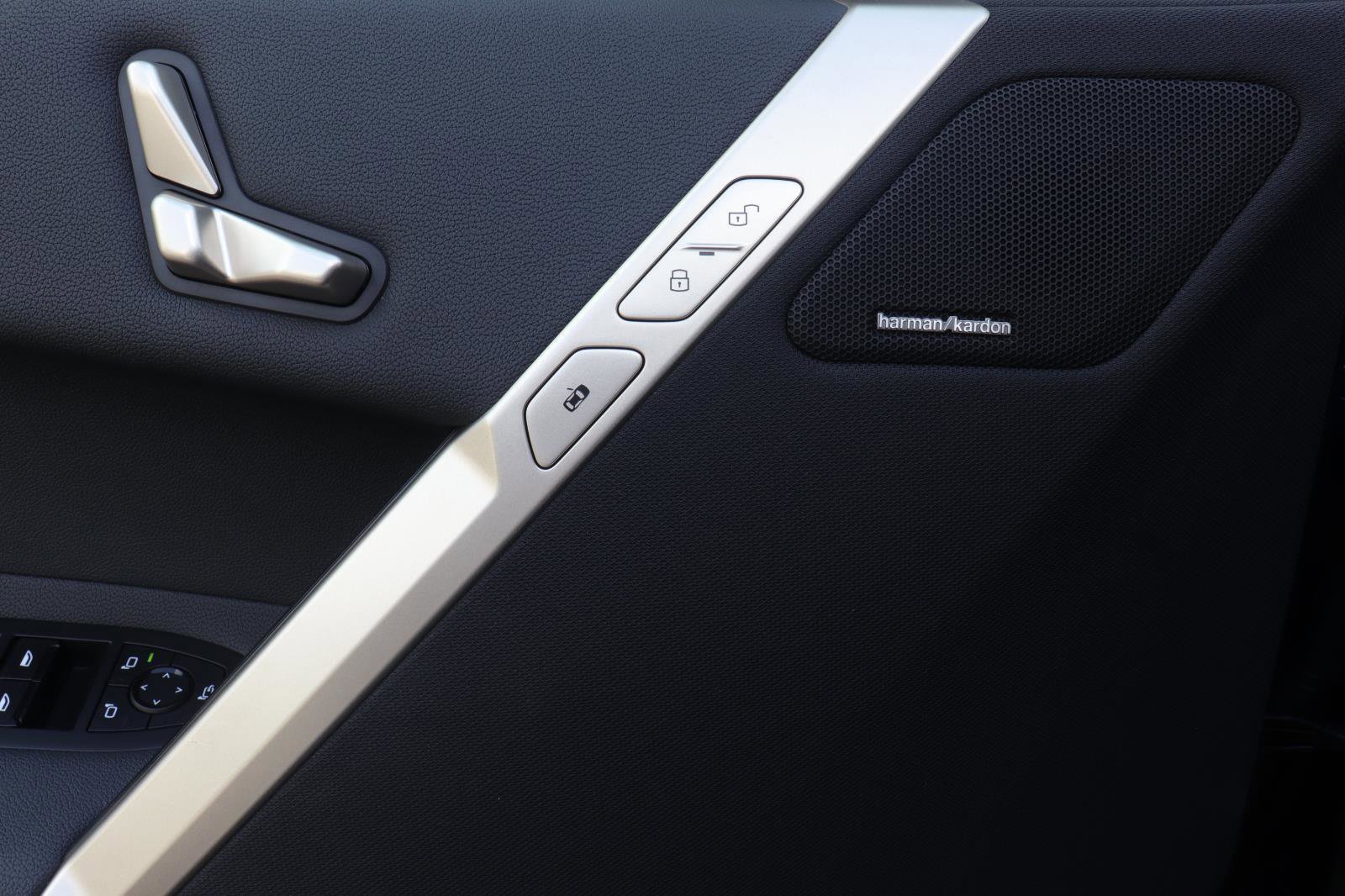 Certified 2024 BMW iX xDrive50 w/ Sport Package image 24