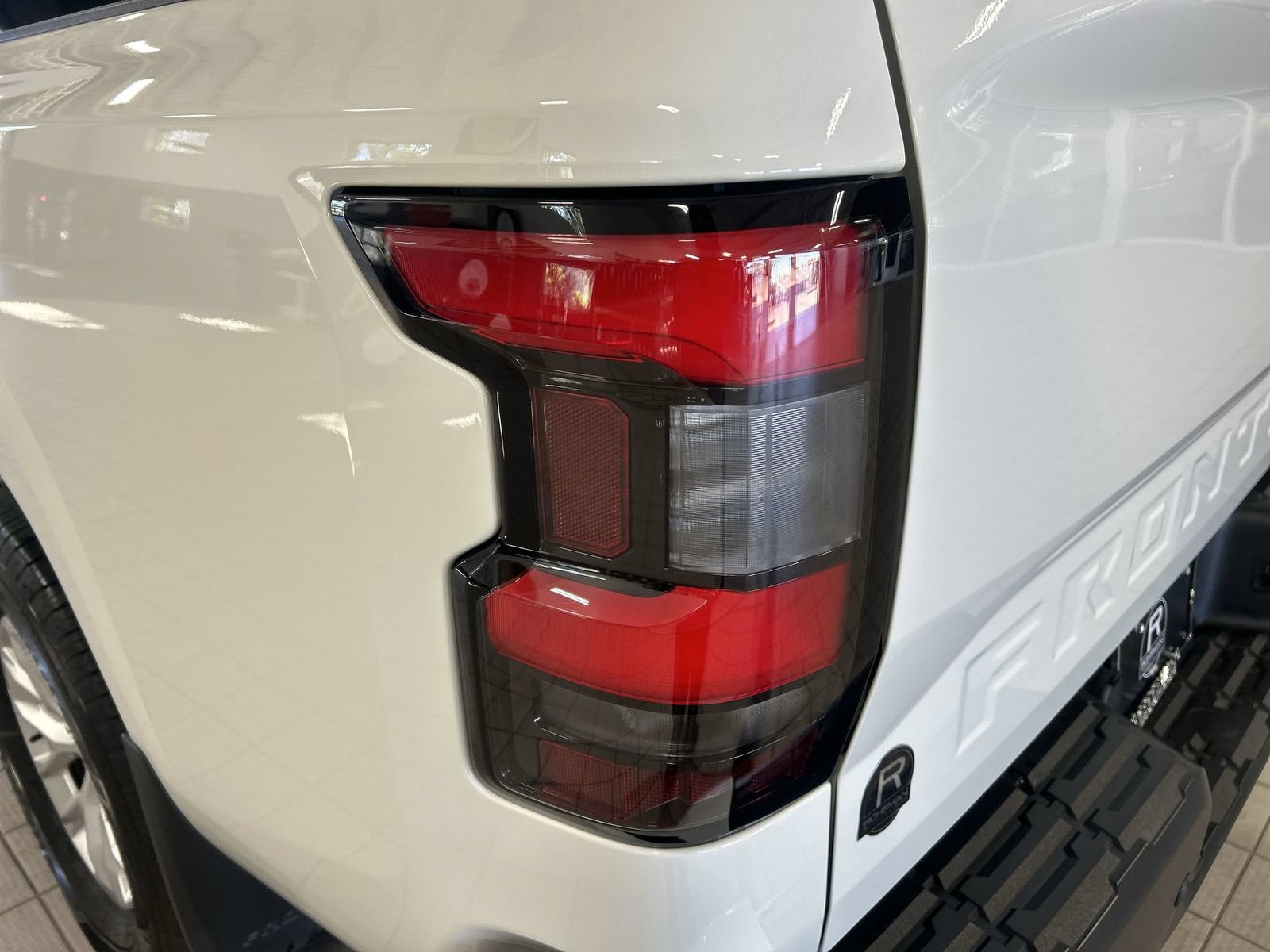 Certified 2024 Nissan Frontier SV w/ Technology Package AWD/4WD image 36