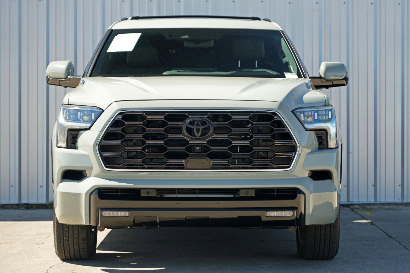 Used 2024 Toyota Sequoia Platinum image 7