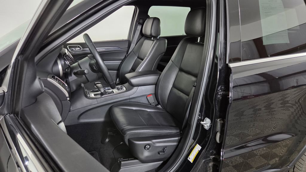 Used 2020 Jeep Grand Cherokee Limited w/ Luxury Group II AWD/4WD image 17
