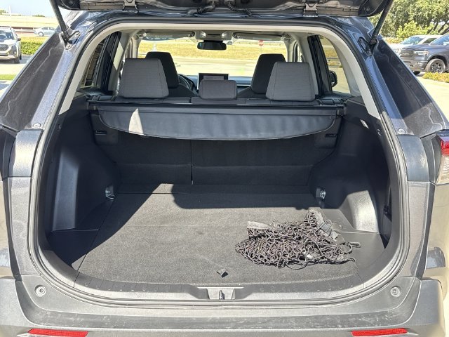 Used 2025 Toyota RAV4 XLE FWD image 13