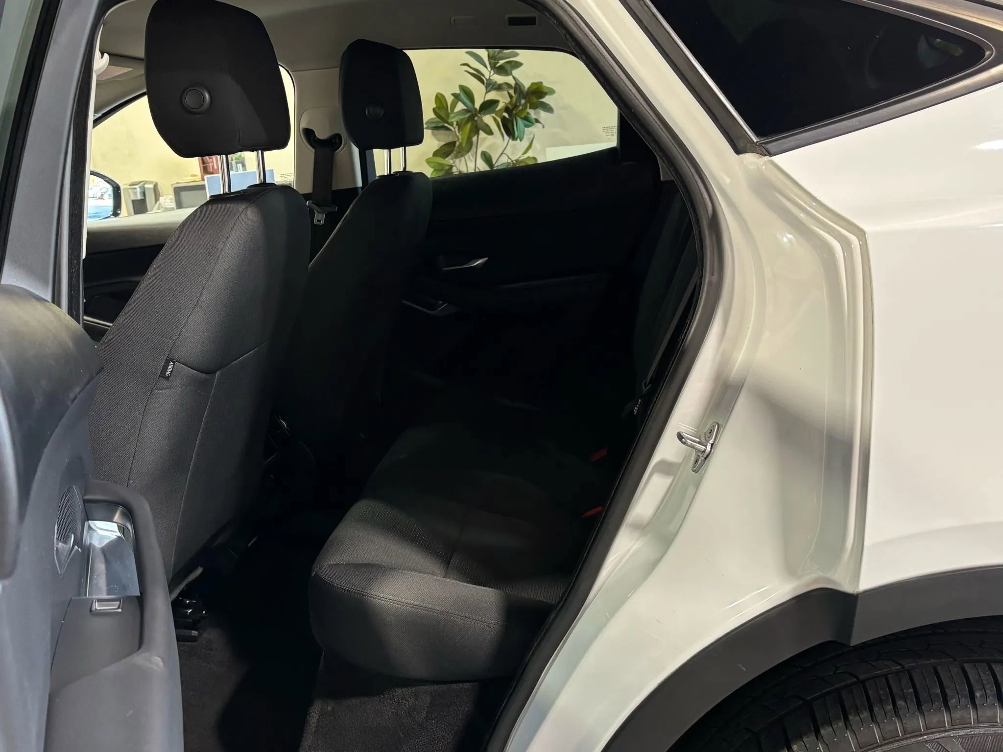 Used 2019 Jaguar E-PACE P250 Sport Utility 4D AWD/4WD image 11