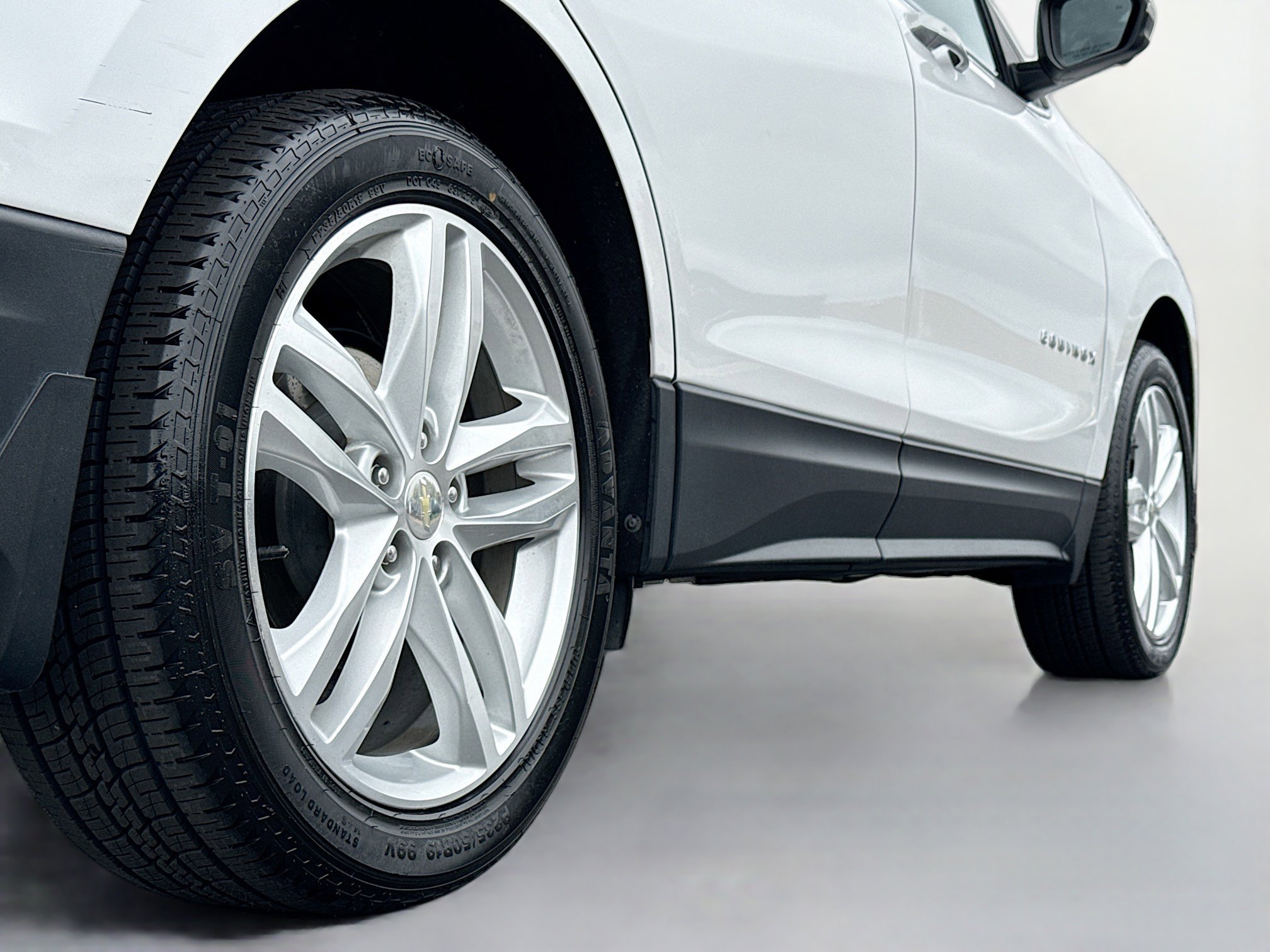 Used 2020 Chevrolet Equinox Premier AWD/4WD image 14