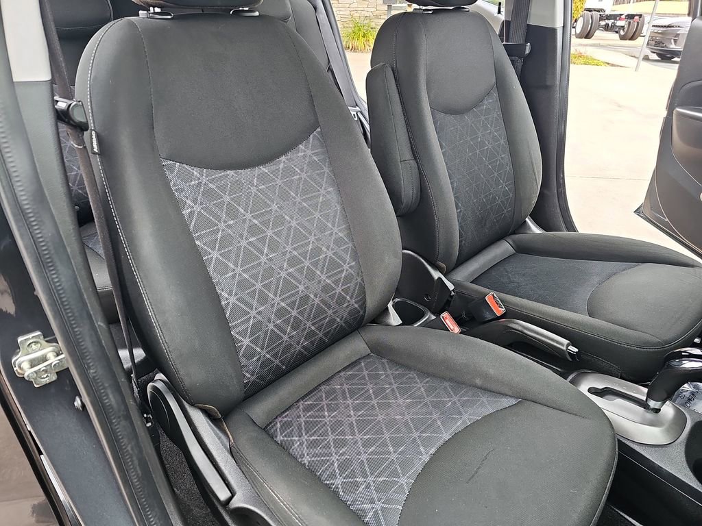 Used 2021 Chevrolet Spark LT image 10