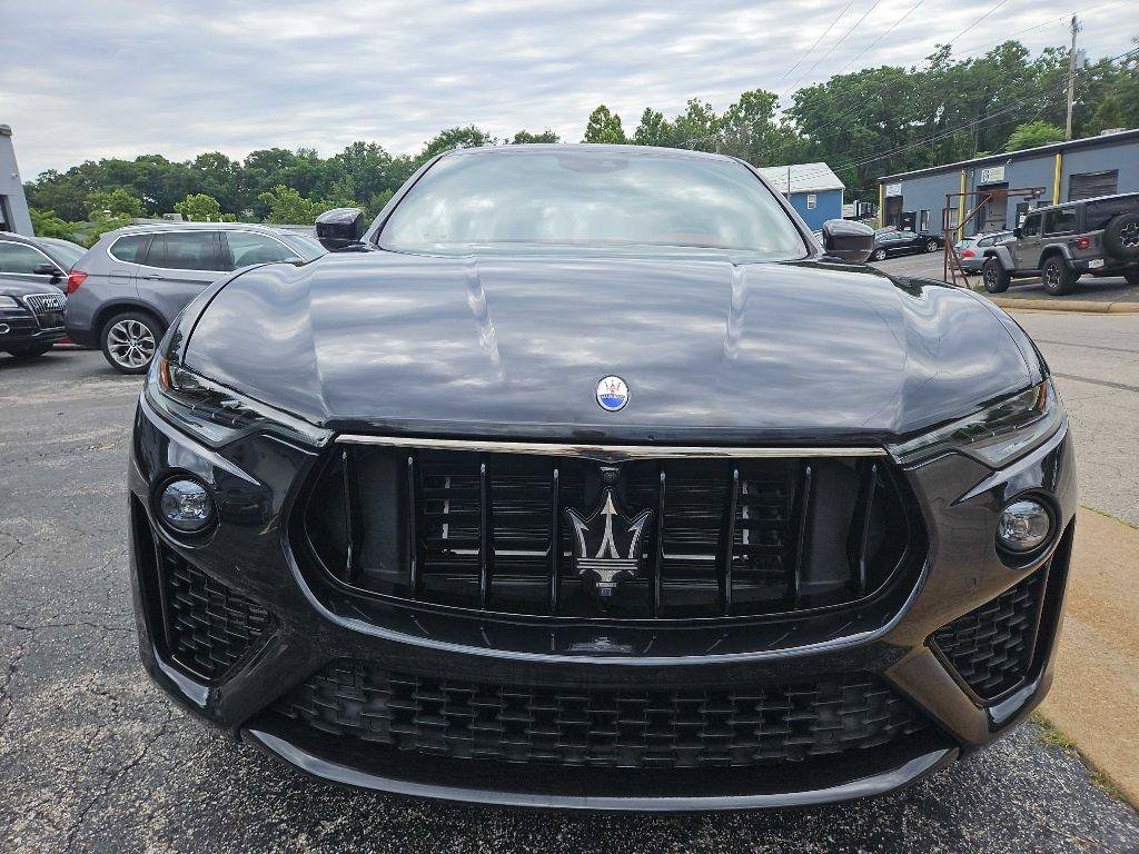 Used 2019 Maserati Levante GranSport AWD/4WD image 4