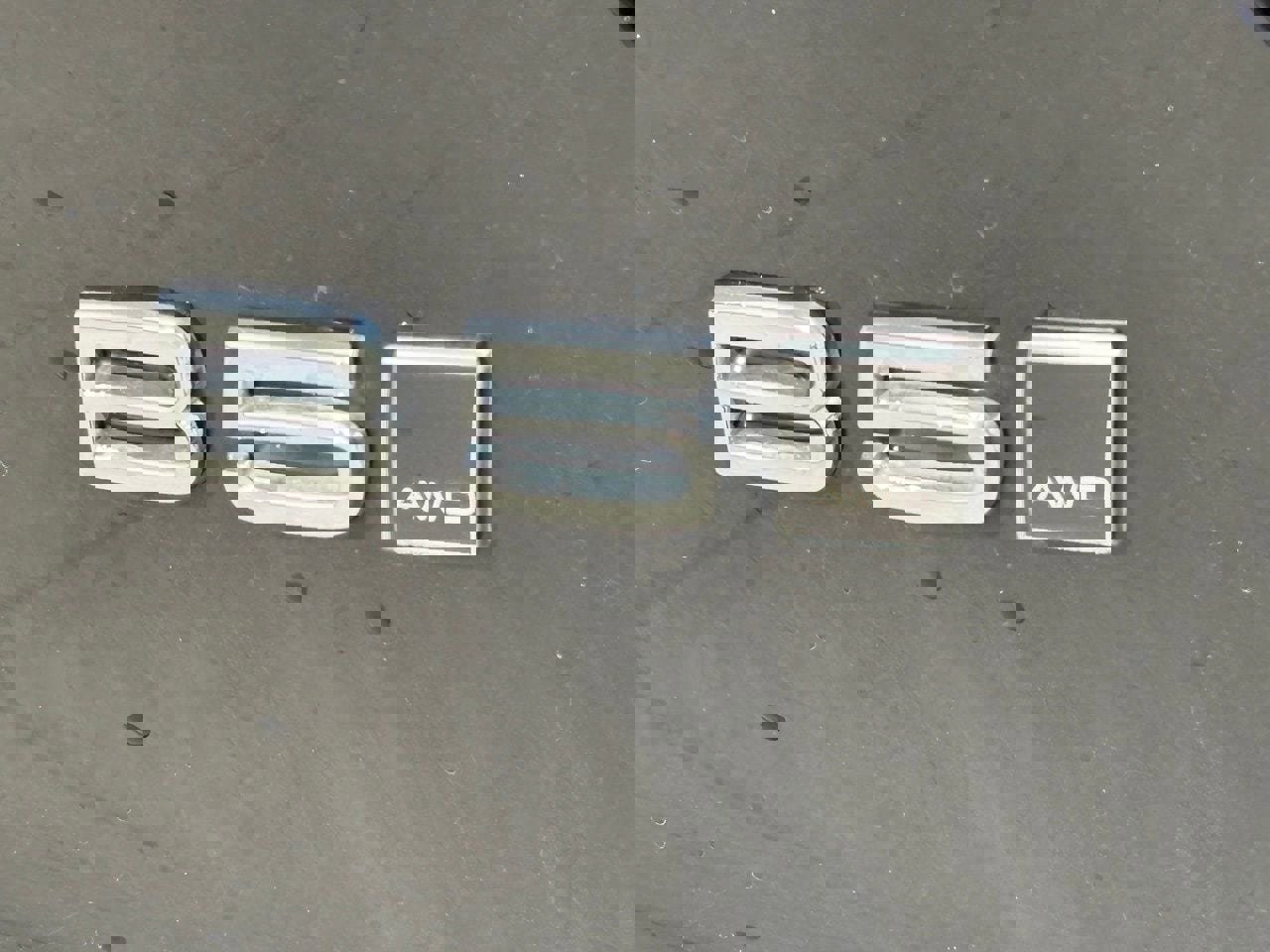 Certified 2023 Volvo XC40 B5 Ultimate w/ Protection Package Premier image 10