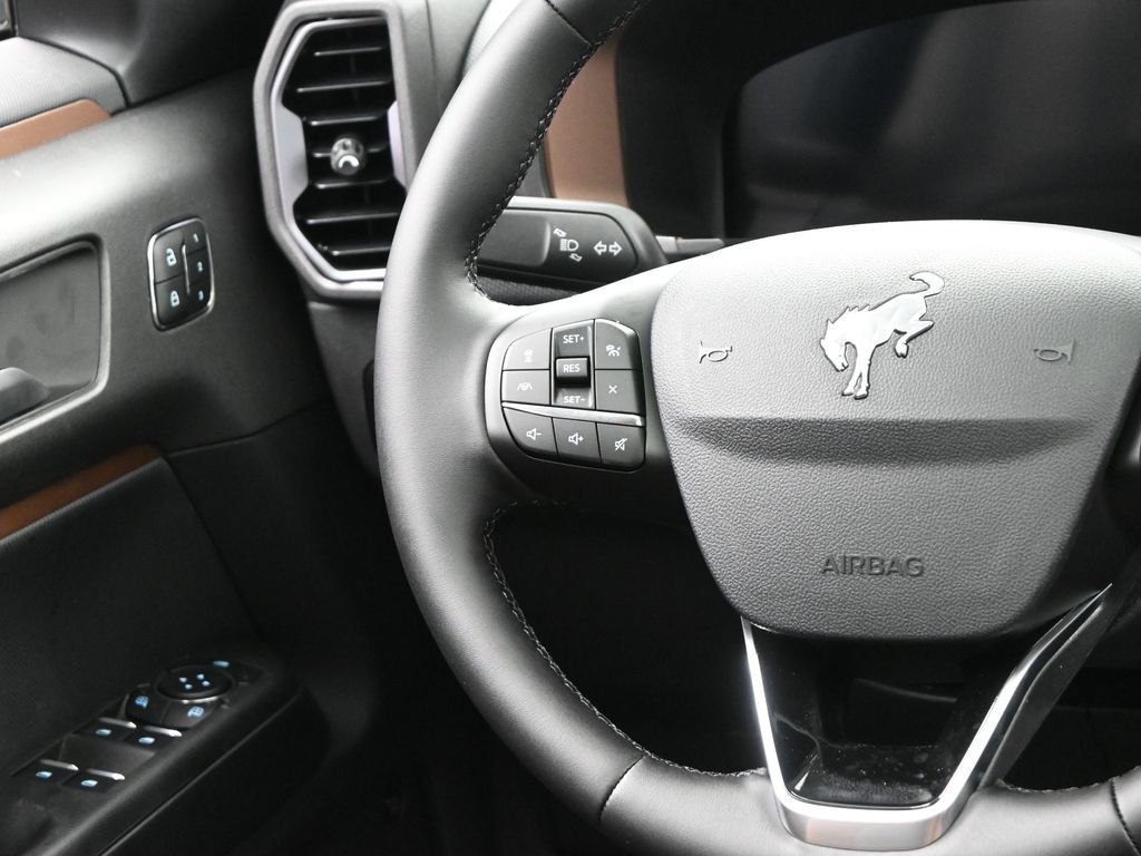 New 2025 Ford Bronco Sport Outer Banks w/ Sasquatch Outer Banks Package AWD/4WD image 18