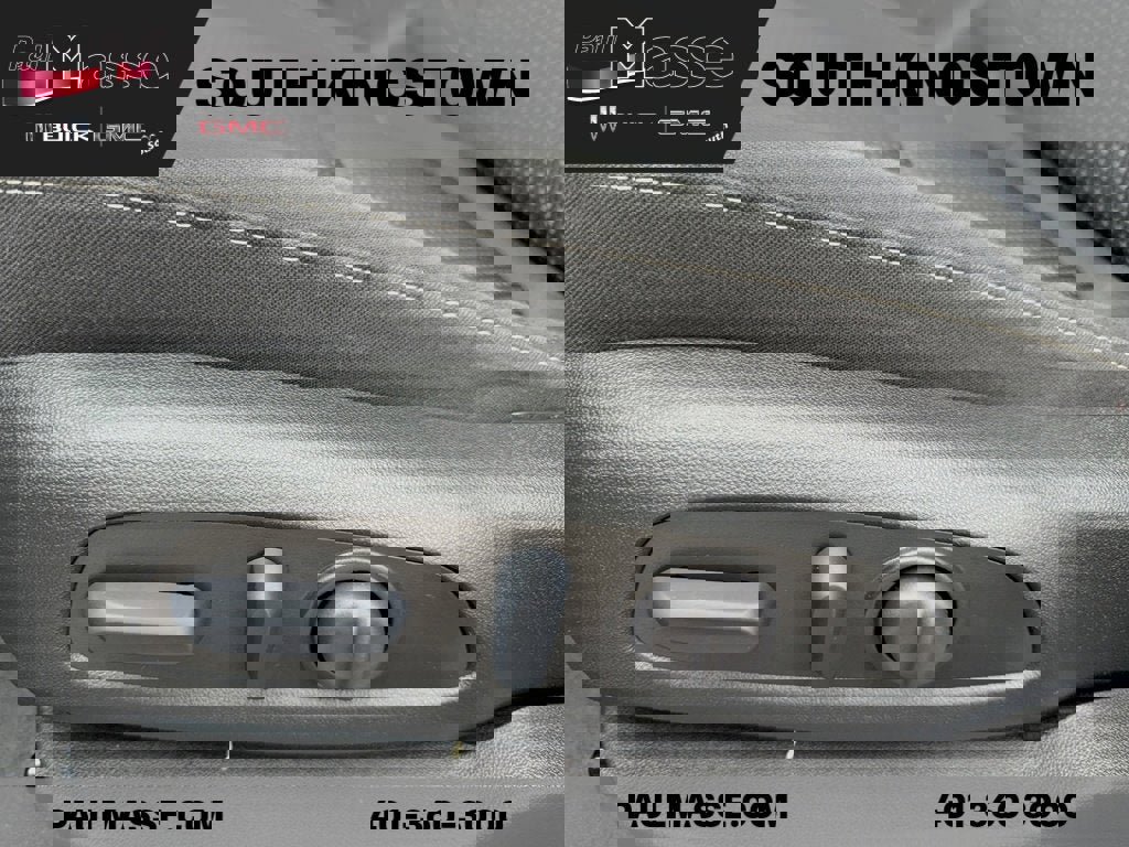 Certified 2023 GMC Acadia SLE w/ Driver Convenience Package image 10