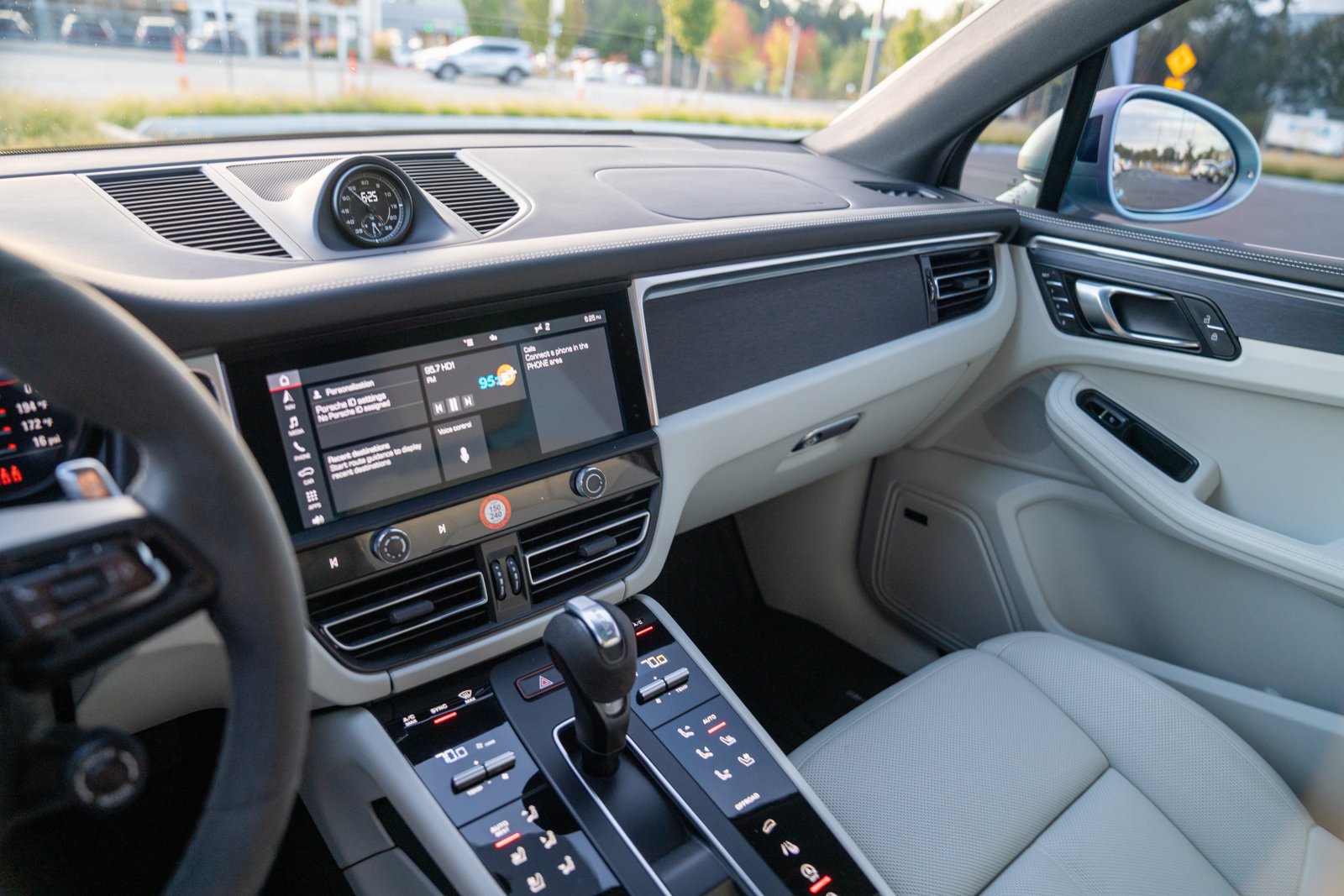 Certified 2023 Porsche Macan GTS AWD/4WD image 16