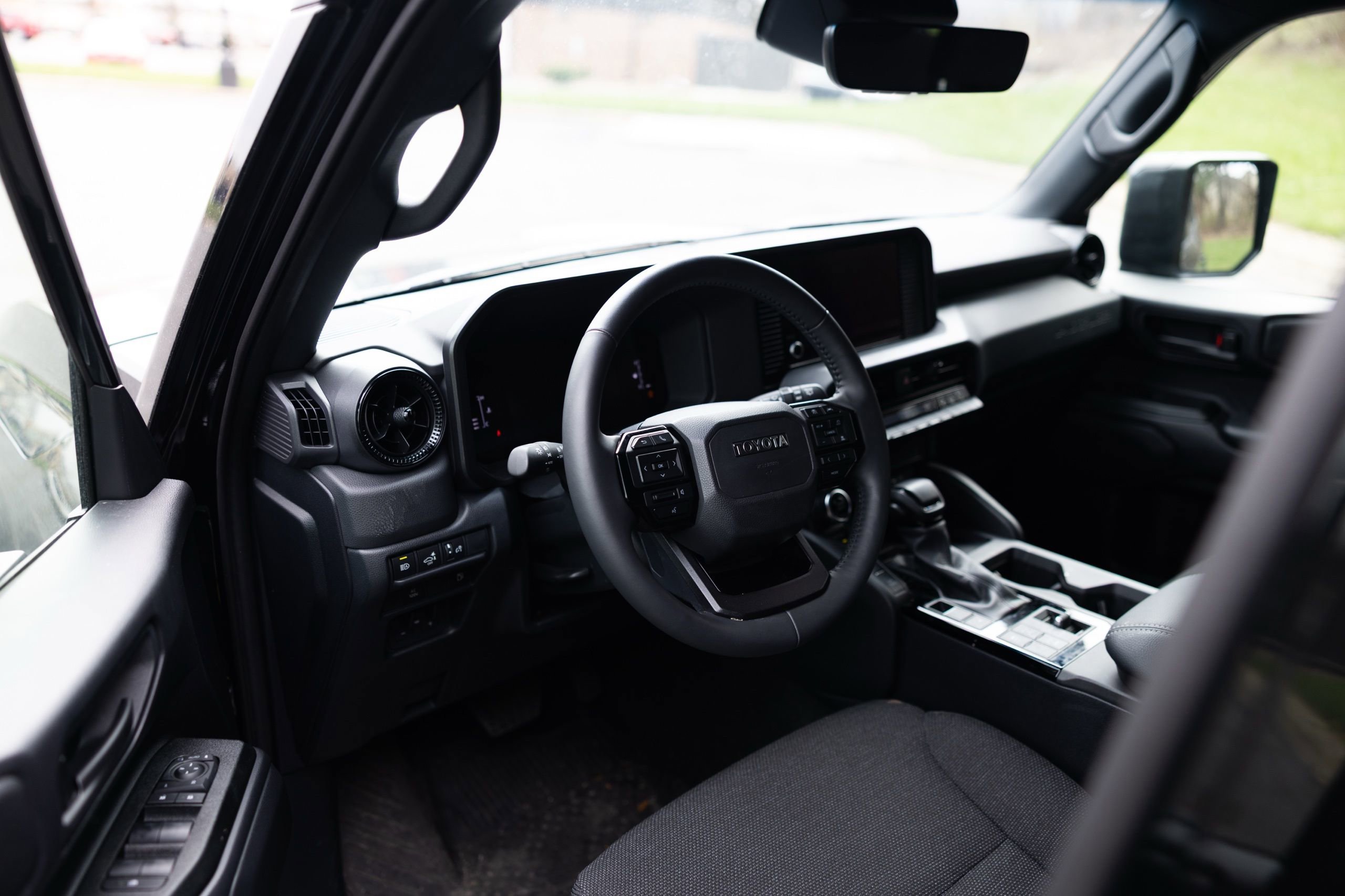 Used 2025 Toyota Land Cruiser 1958 image 8