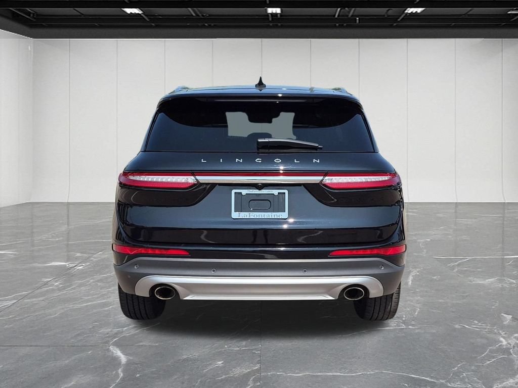 Used 2023 Lincoln Corsair Reserve w/ Equipment Group 201A AWD/4WD image 4