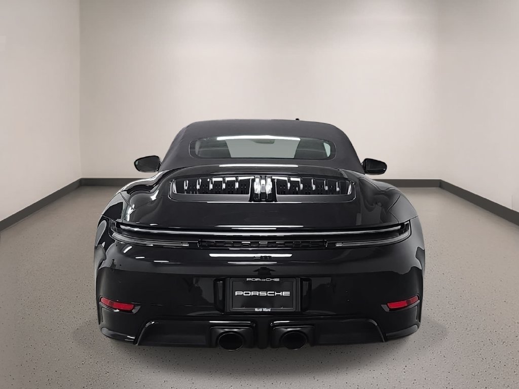 Certified 2025 Porsche 911 Carrera GTS RWD image 6