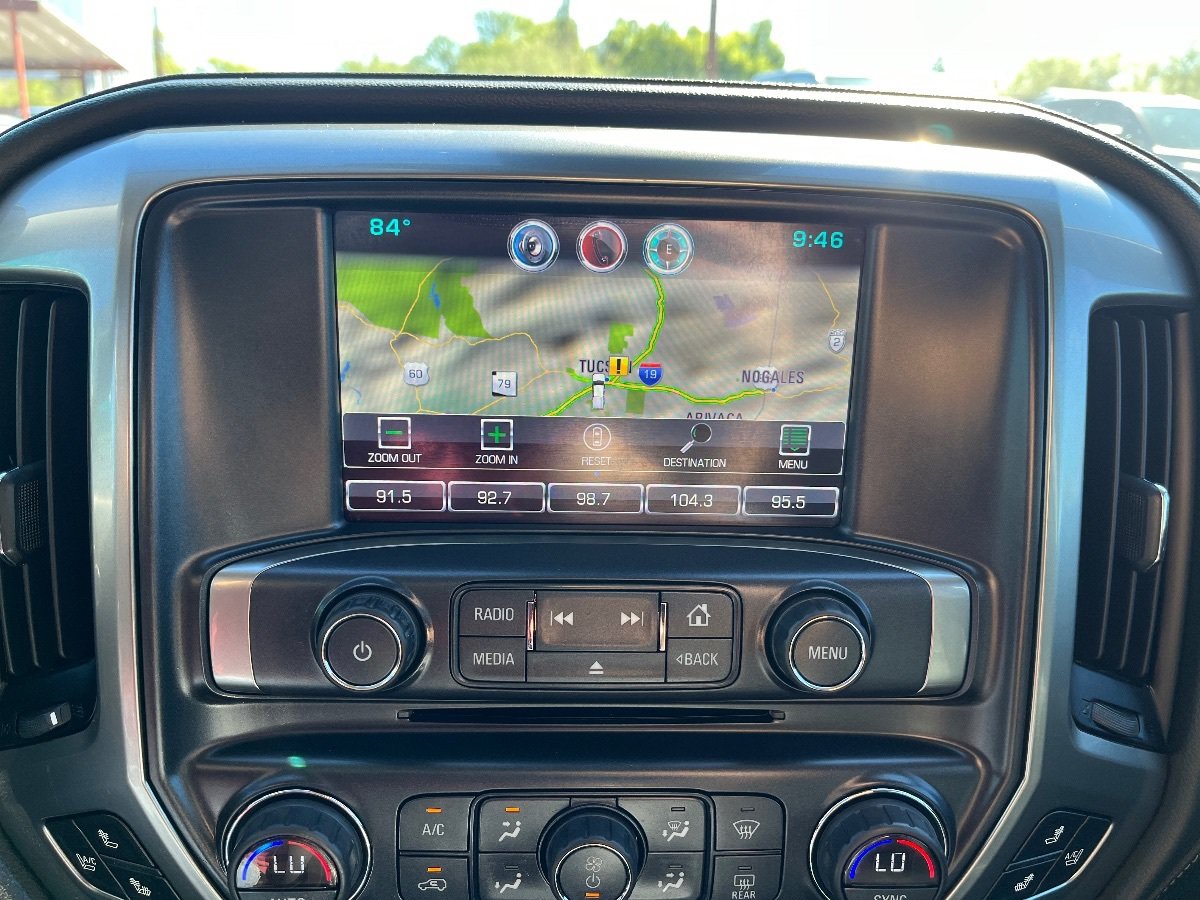 Used 2015 Chevrolet Silverado 1500 LTZ Z71 w/ LTZ Plus Package AWD/4WD image 15