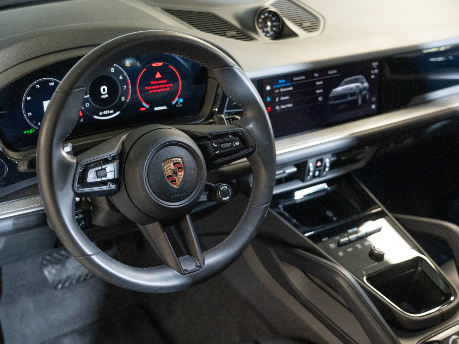 Certified 2026 Porsche Cayenne AWD/4WD image 4