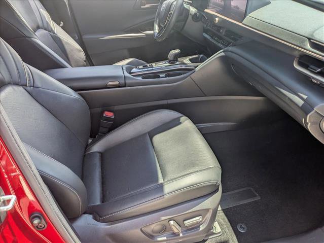 Used 2024 Toyota Crown Limited AWD/4WD image 18