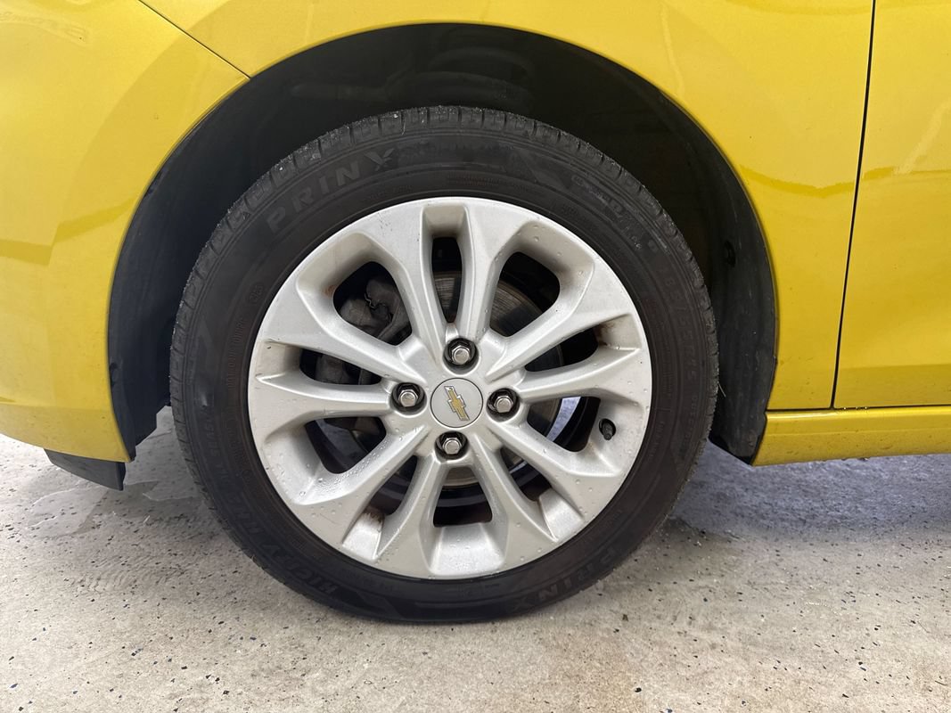 Used 2022 Chevrolet Spark LT FWD image 12
