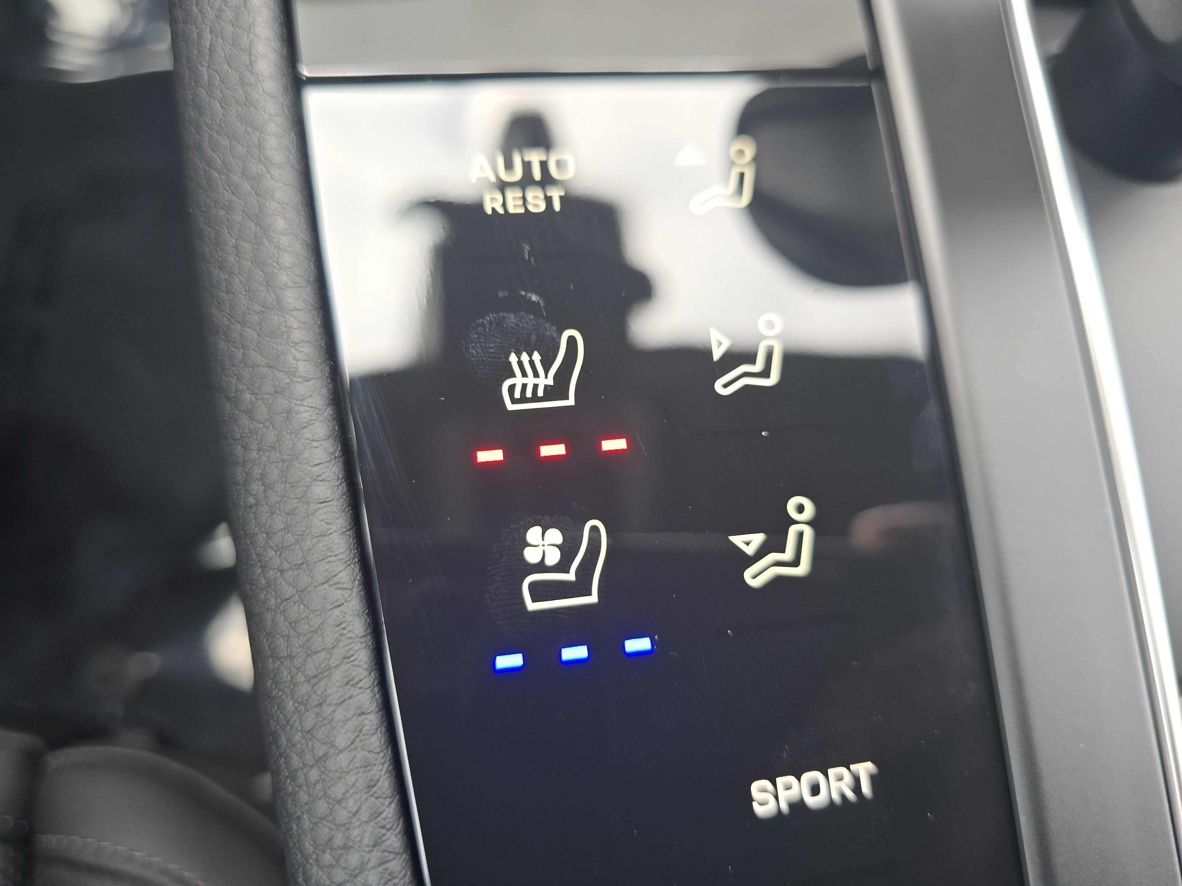 New 2026 Porsche Macan S image 26