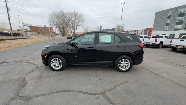 Used 2022 Chevrolet Equinox LS image 5