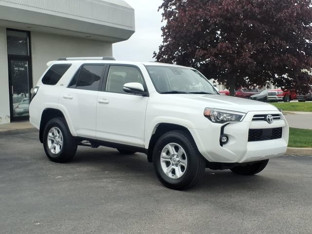 Certified 2024 Toyota 4Runner SR5 Premium w/ Moonroof Package AWD/4WD image 25