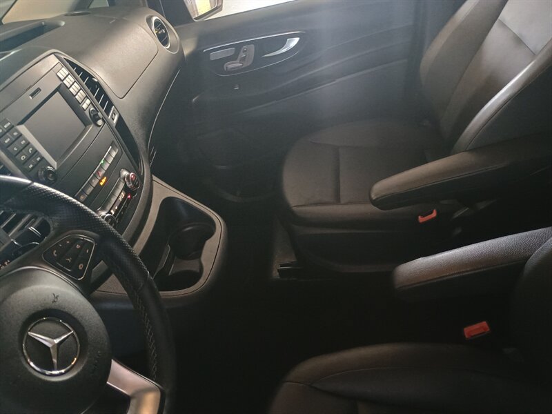 Used 2020 Mercedes-Benz Metris Passenger image 19