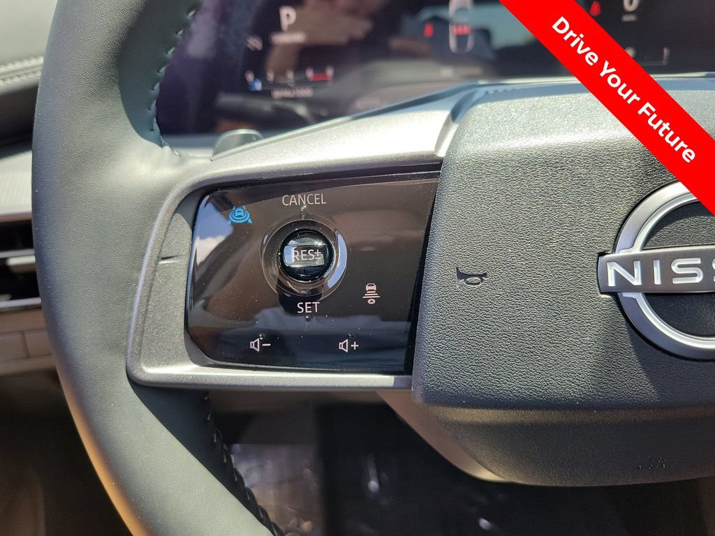 Certified 2025 Nissan Murano SV FWD image 7
