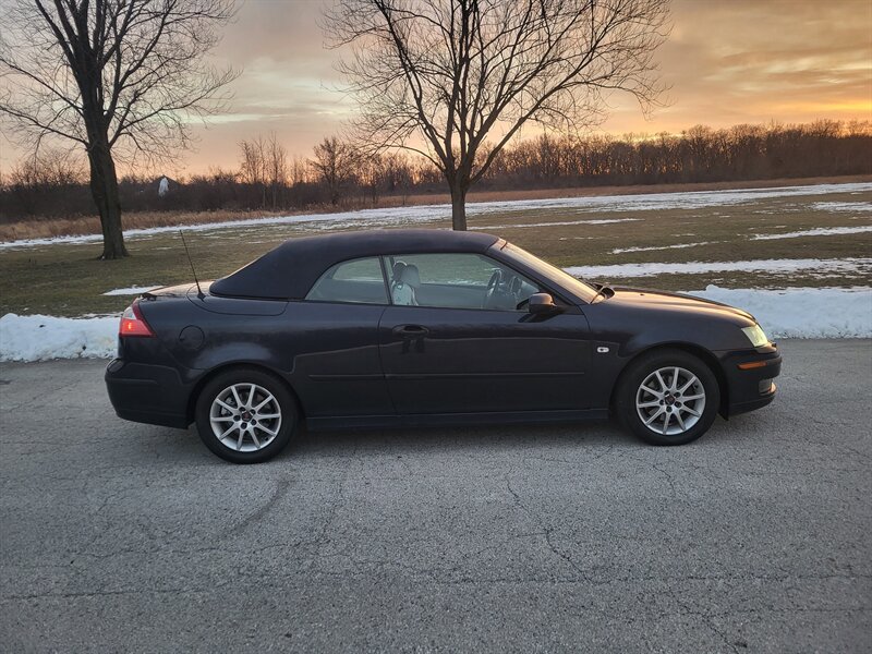 Used 2004 Saab 9-3 Arc FWD image 6