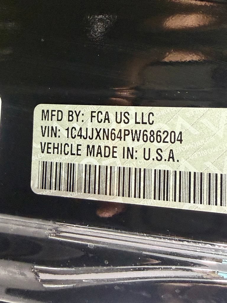 Used 2023 Jeep Wrangler Unlimited AWD/4WD image 30