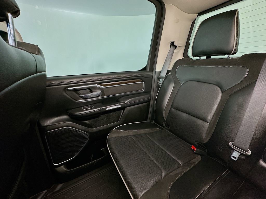 Used 2022 RAM 1500 Laramie RWD image 12